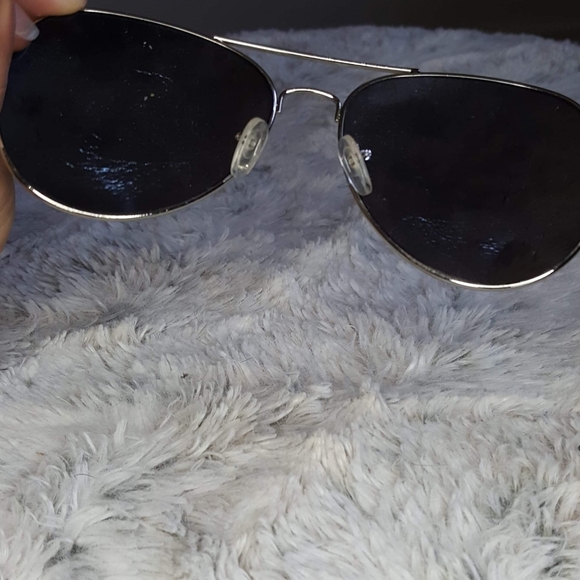Aviator Sunglasses - Picture 5 of 5